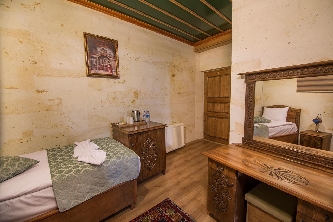 Cappadocia Ozbek Stone House Goreme Exterior foto