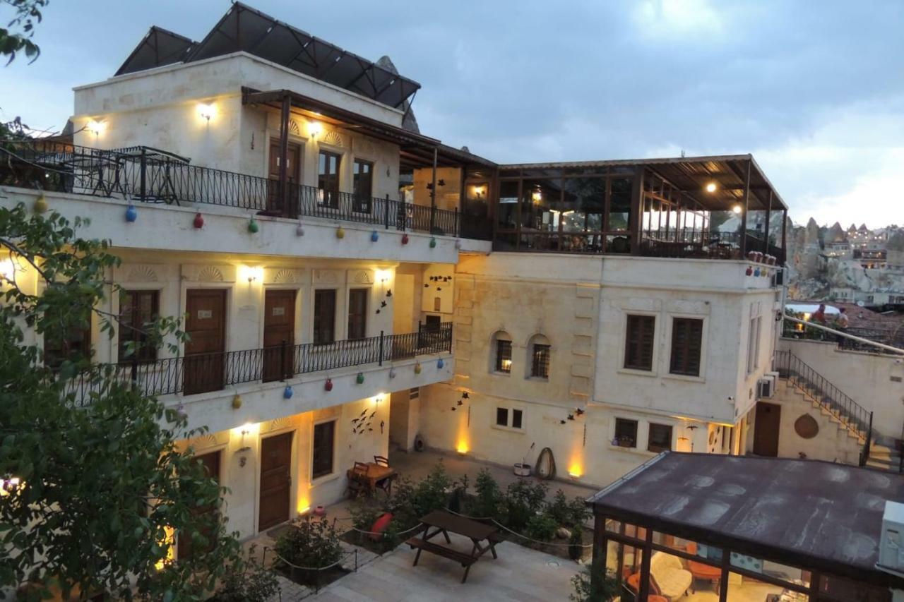 Cappadocia Ozbek Stone House Goreme Exterior foto