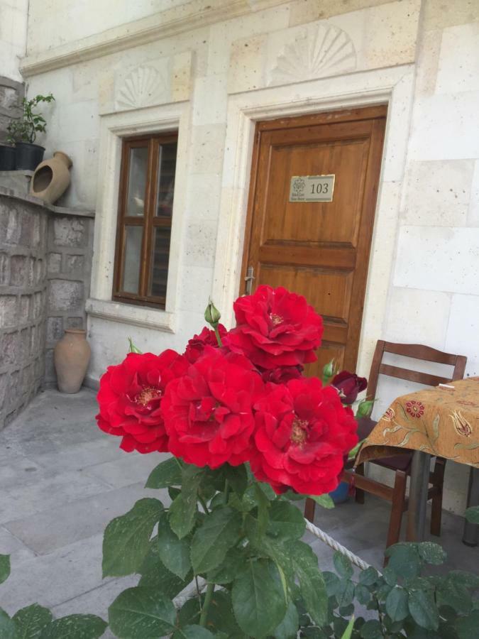 Cappadocia Ozbek Stone House Goreme Exterior foto