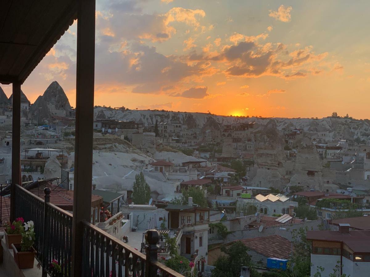 Cappadocia Ozbek Stone House Goreme Exterior foto