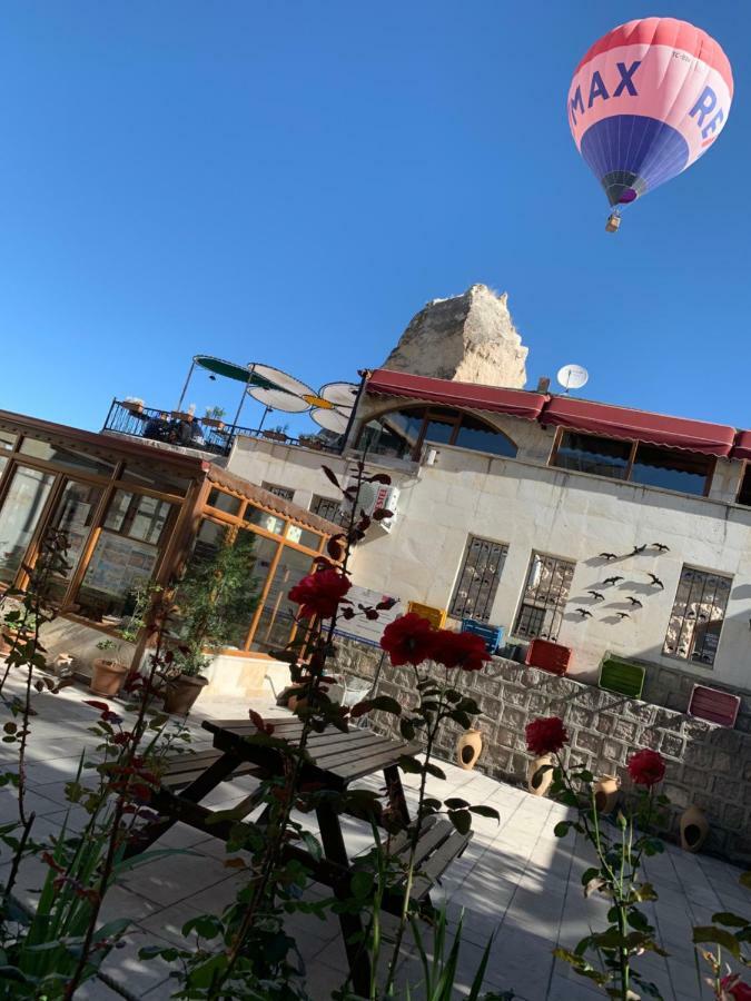 Cappadocia Ozbek Stone House Goreme Exterior foto